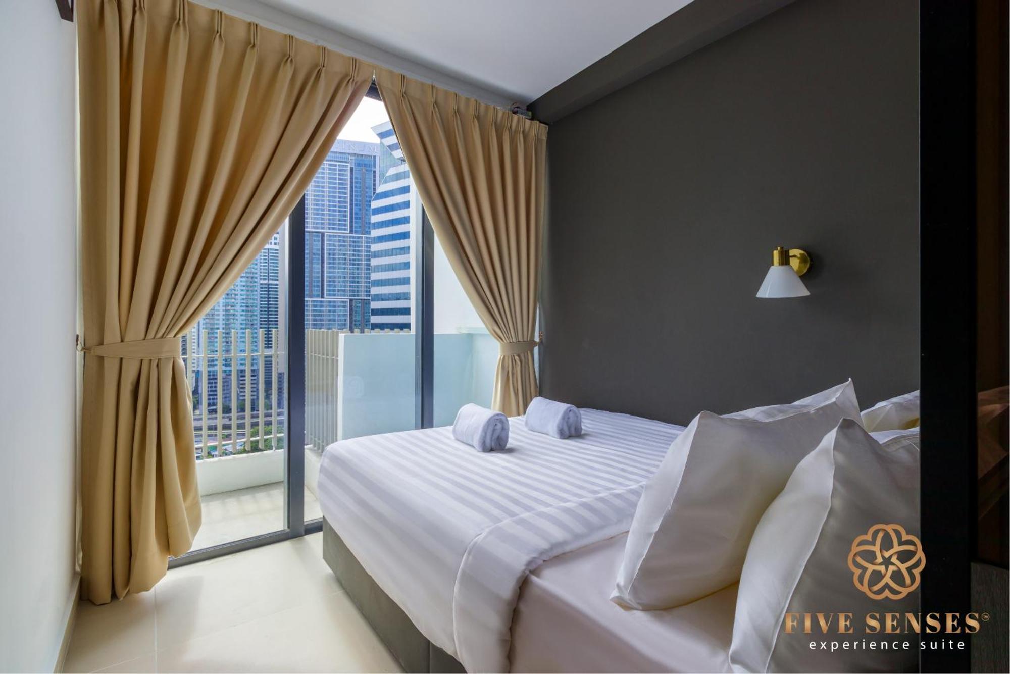The Colony & The Luxe Signature Suites, Klcc Apartment *