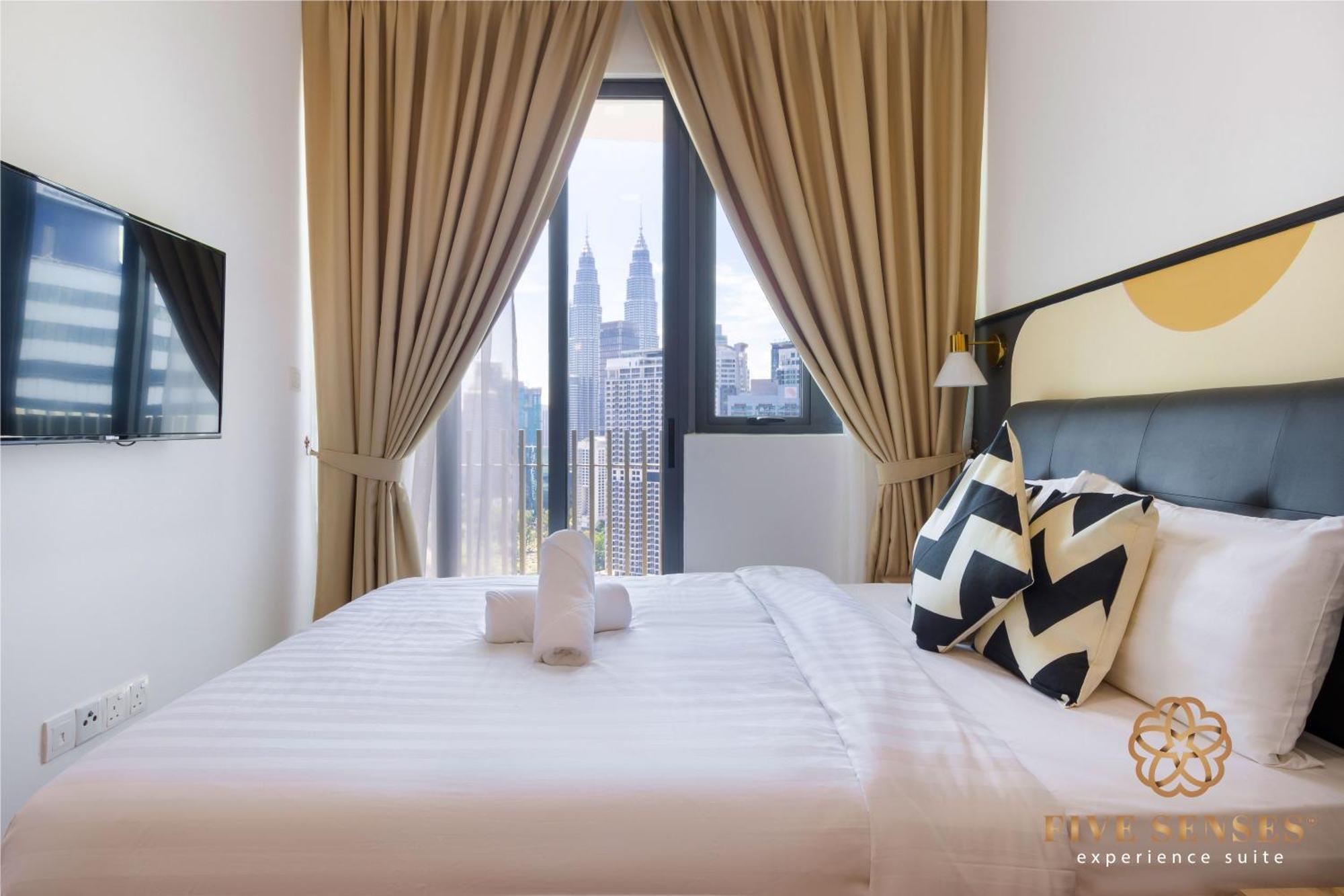 The Colony & The Luxe Signature Suites, Klcc Apartment *